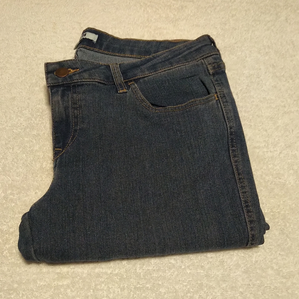 BRAND NEW Forever 21 Skinny Jeans